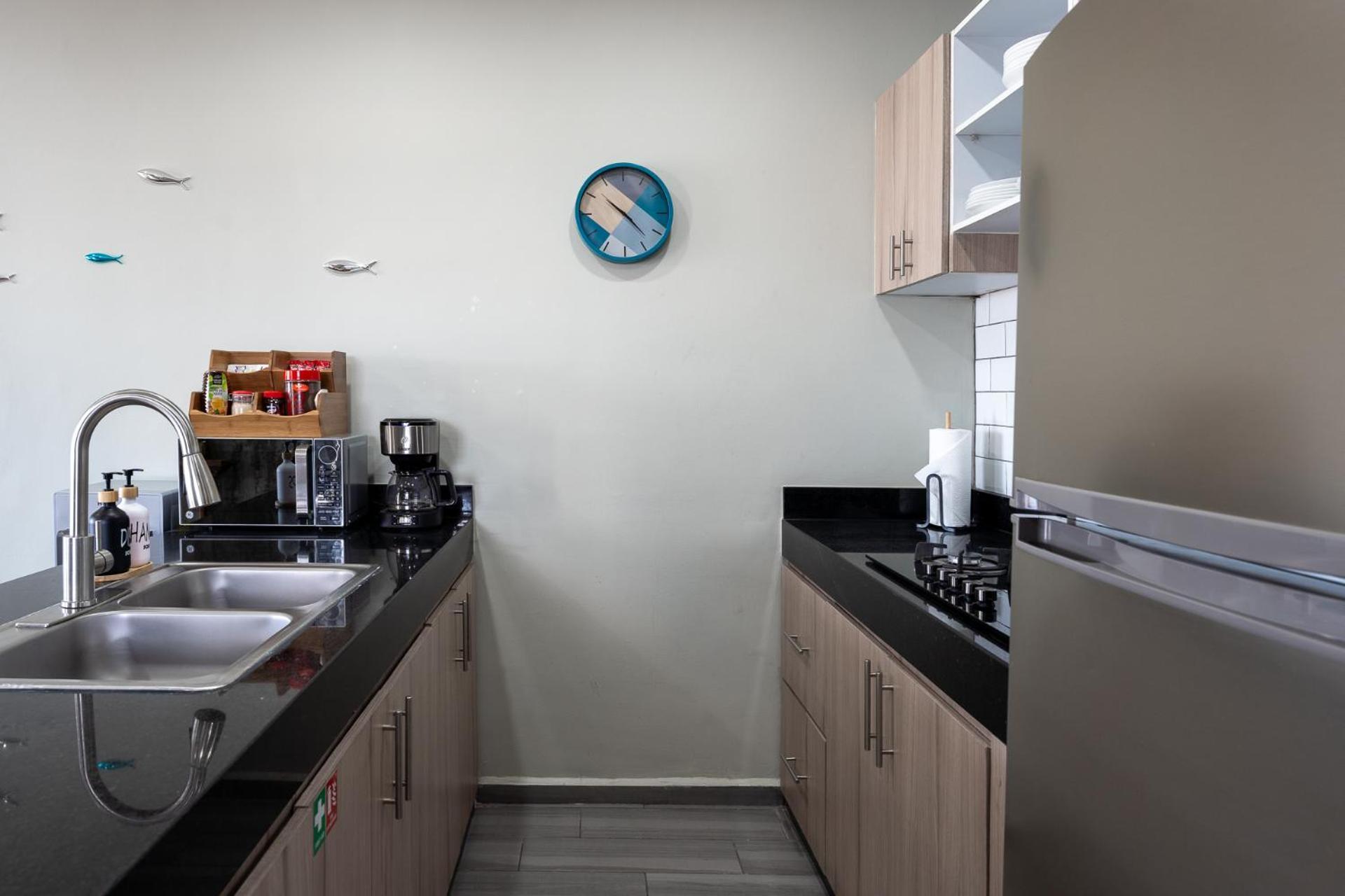 New & Modern, 5 Star Area, Walk 2 Beach, Pool, Views, King Bed Mazatlan Ngoại thất bức ảnh